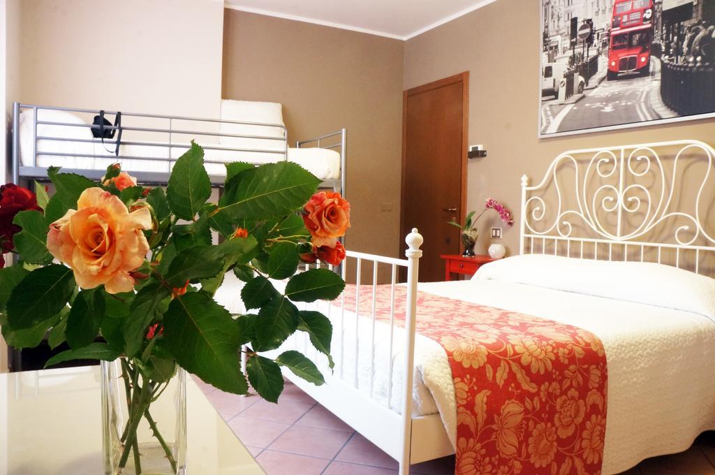 Alexander Rooms Tirano Room photo