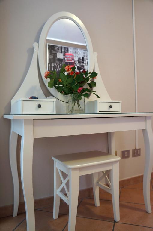 Alexander Rooms Tirano Room photo